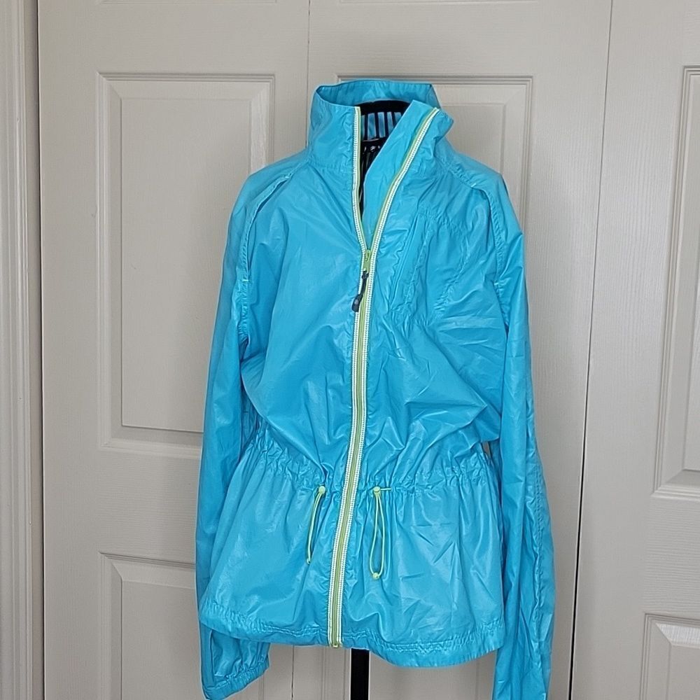 Athleta Turquoise Blue Lightweight Windbreaker Size Medium